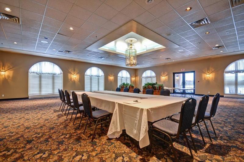 Chateau Logue Hotel Maniwaki Kültér fotó